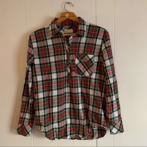 Gap plaid boyfriend fit pullover shirt